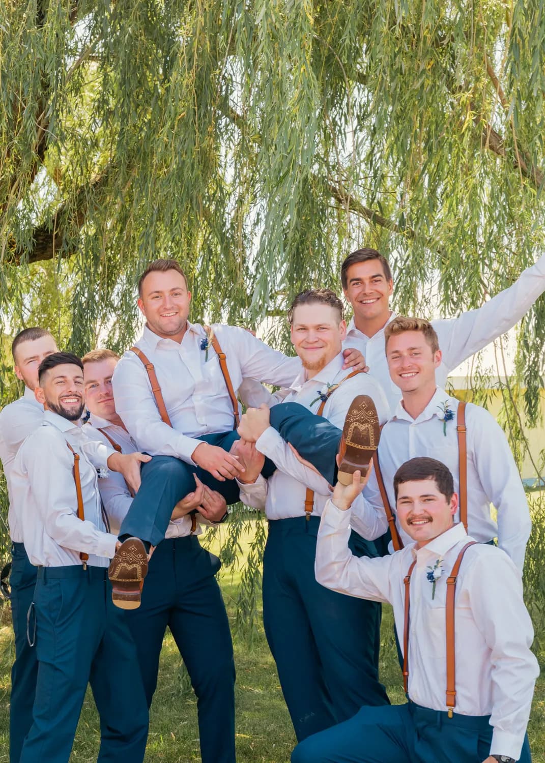 Wedding couple in picturesque venue setting